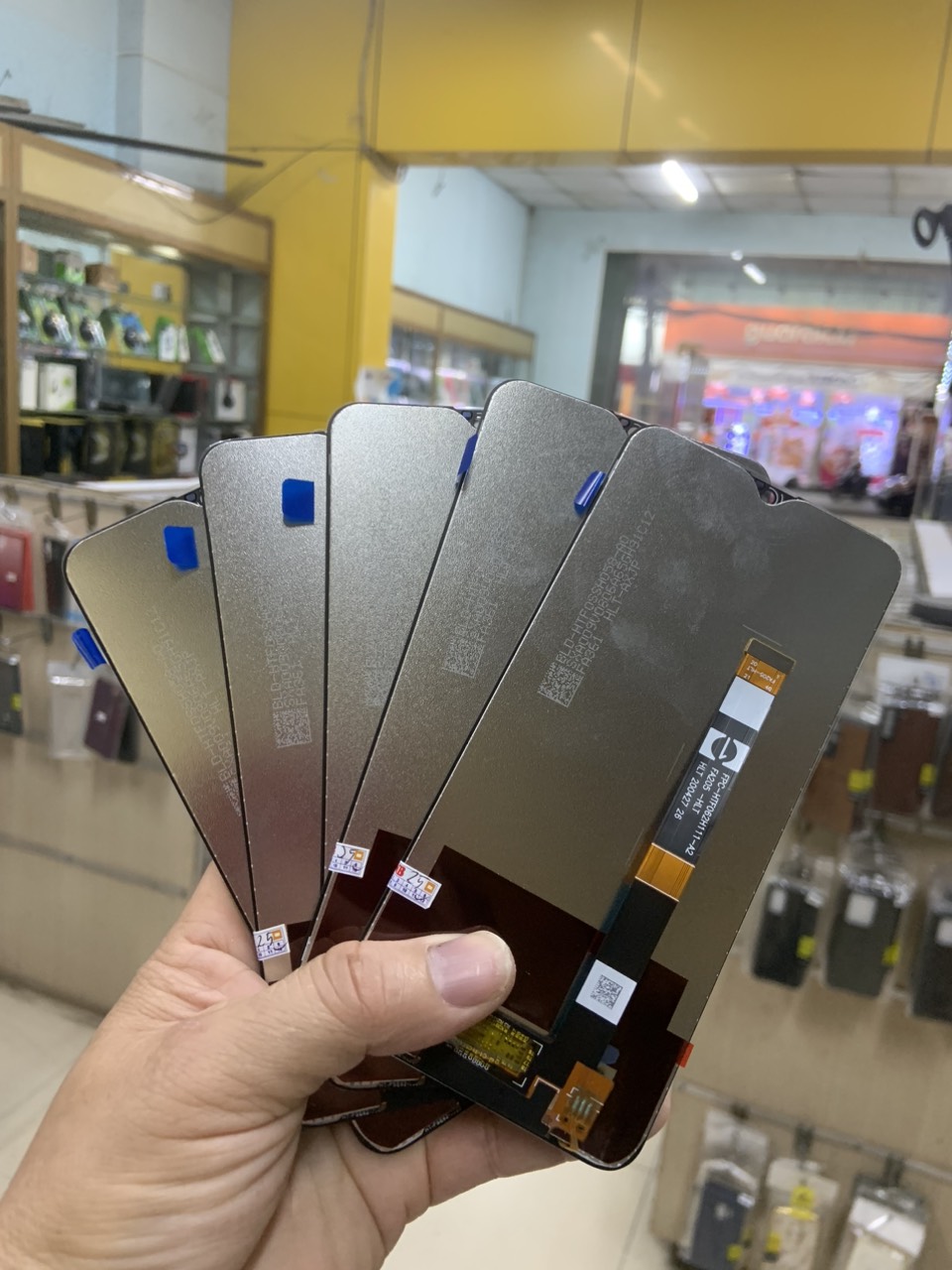 man-hinh-oppo-a7-a5s-3