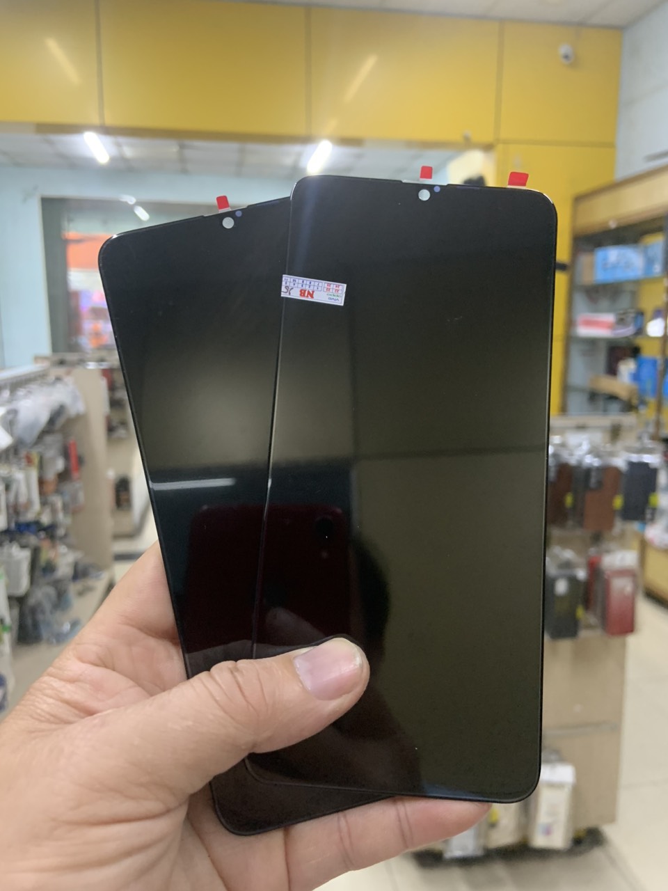 man-hinh-oppo-f11-2