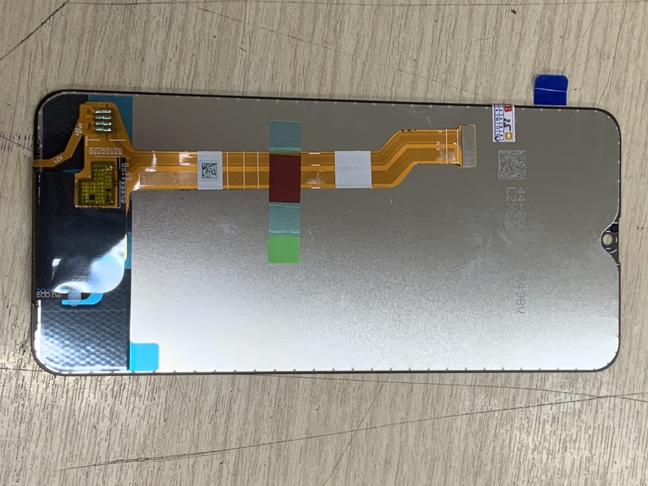 man-hinh-oppo-f9-4
