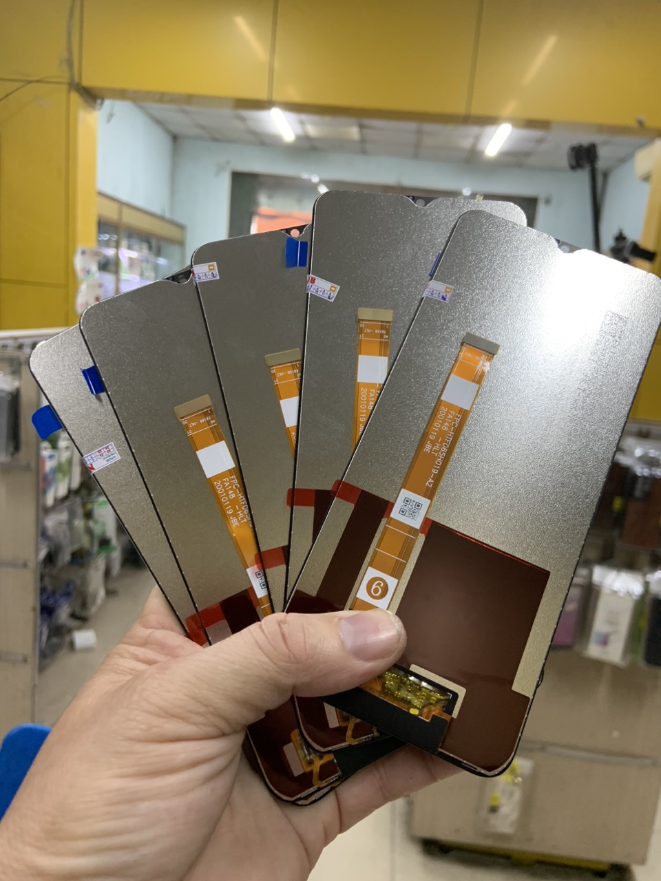 man-hinh-realme-c3-oppo-a52020-2